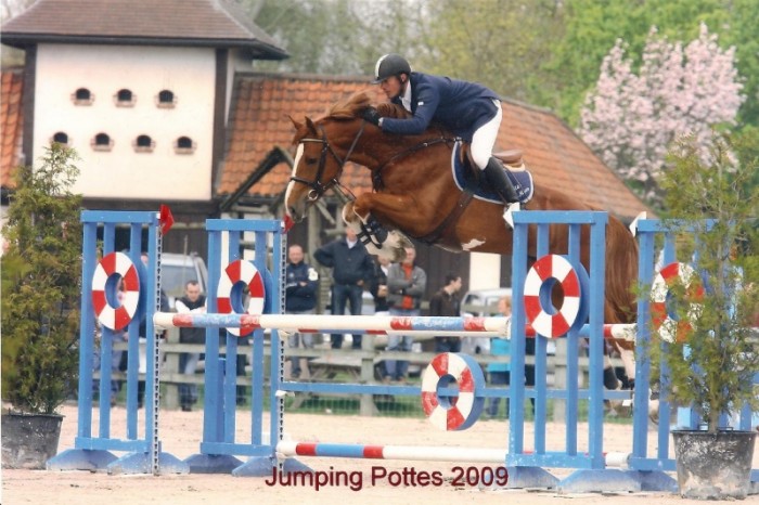 Cyclus jonge paarden Pottes (12-13/4/2009)